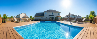 Poolpflege im Sommer: Anleitung für klares Wasser bei Hitze